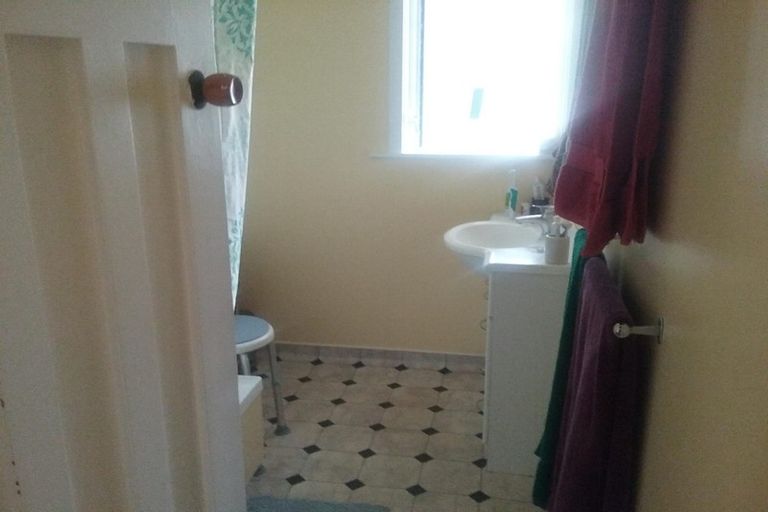 Photo of property in 22 Reef Street, Island Bay, Wellington, 6023