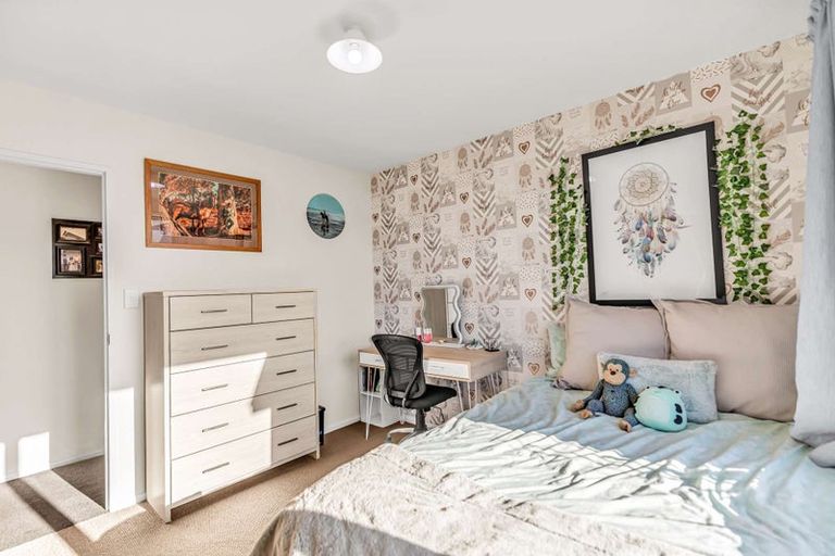 Photo of property in 8 Stonebridge Lane, Oxford, 7430