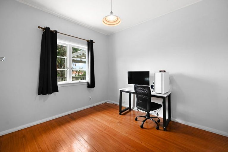 Photo of property in 36 Forest Lake Road, Forest Lake, Hamilton, 3200
