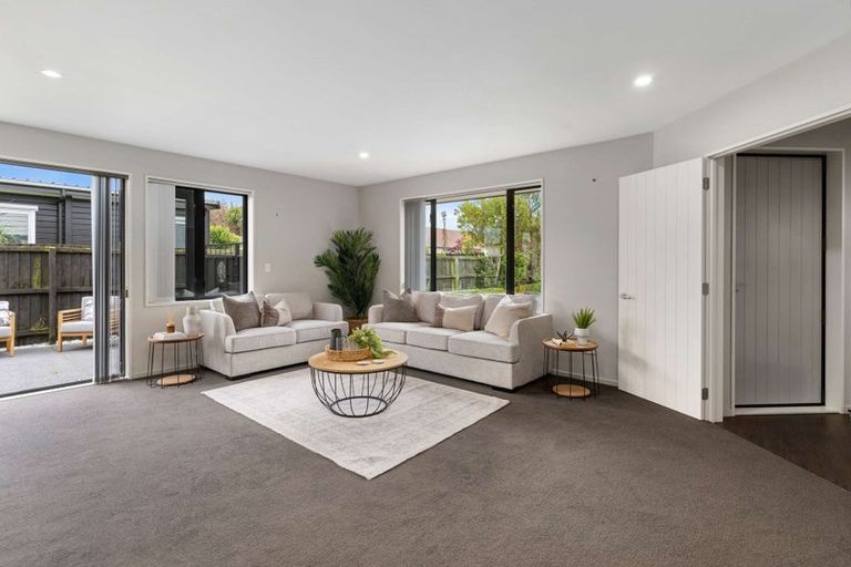 Photo of property in 16a Surrey Street, Linwood, Christchurch, 8062