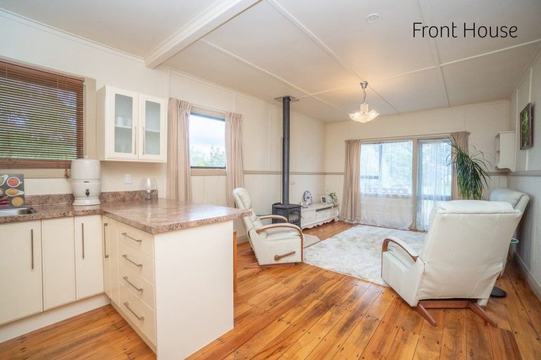 Photo of property in 765 Makerua Road, Tokomaru, Palmerston North, 4474