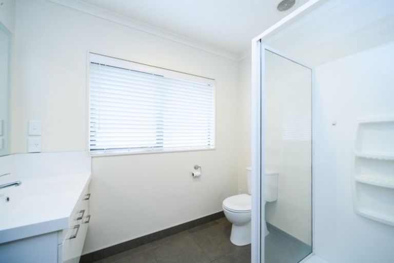 Photo of property in 2 Rose Place, Awapuni, Palmerston North, 4412