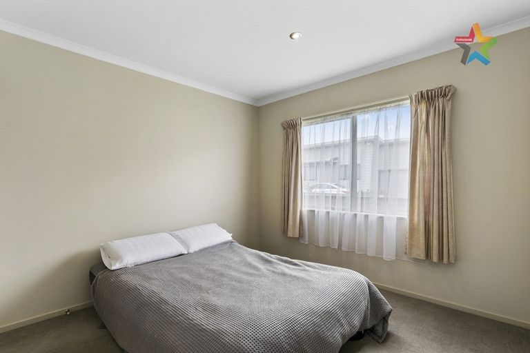 Photo of property in 25 Grimsby Grove, Wainuiomata, Lower Hutt, 5014