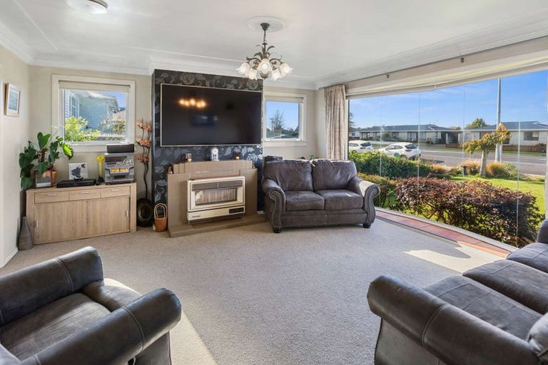 Photo of property in 83 Broadway, Stratford, 4332