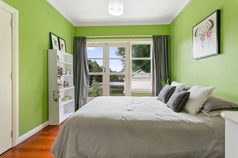 Photo of property in 42 Chaucer Street, Leamington, Cambridge, 3432