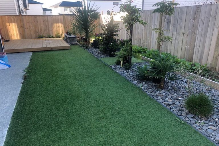 Photo of property in 41 Toanui Road, Hobsonville, Auckland, 0616