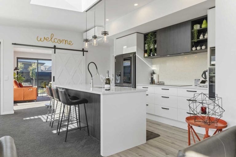 Photo of property in 1 Fraer Street, Cromwell, 9310