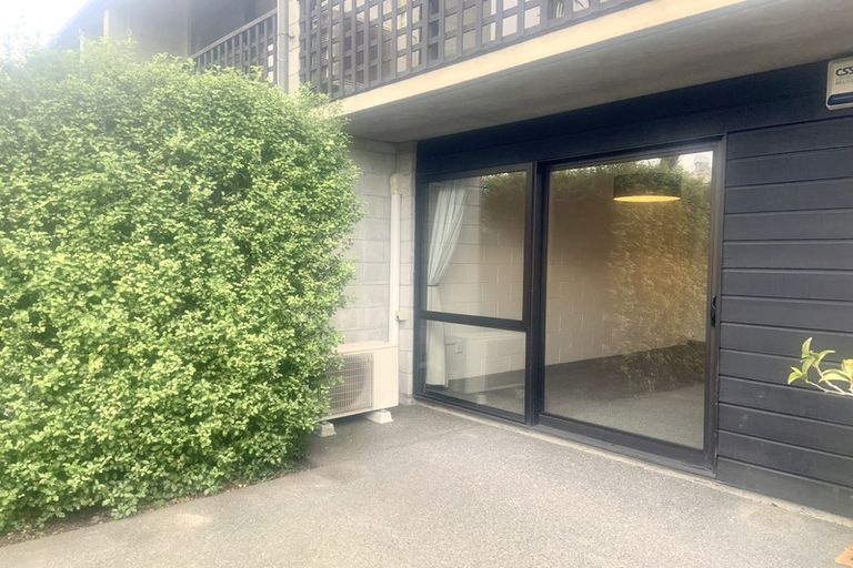 Photo of property in 2/164 Kilmore Street, Christchurch Central, Christchurch, 8013