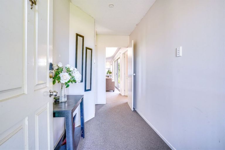 Photo of property in 52 Steadman Road, Broomfield, Christchurch, 8042