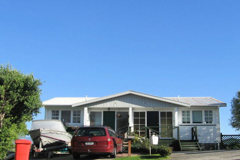Photo of property in 36b Truro Road, Camborne, Porirua, 5026