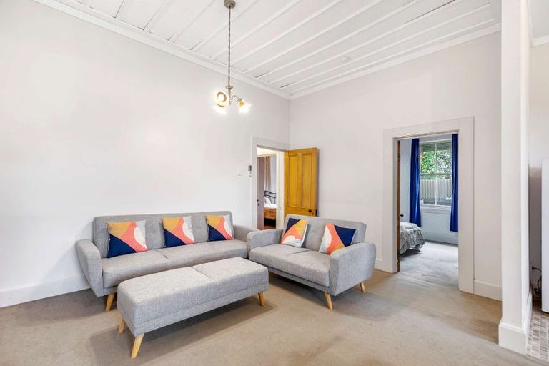 Photo of property in 127 Linton Street, West End, Palmerston North, 4410