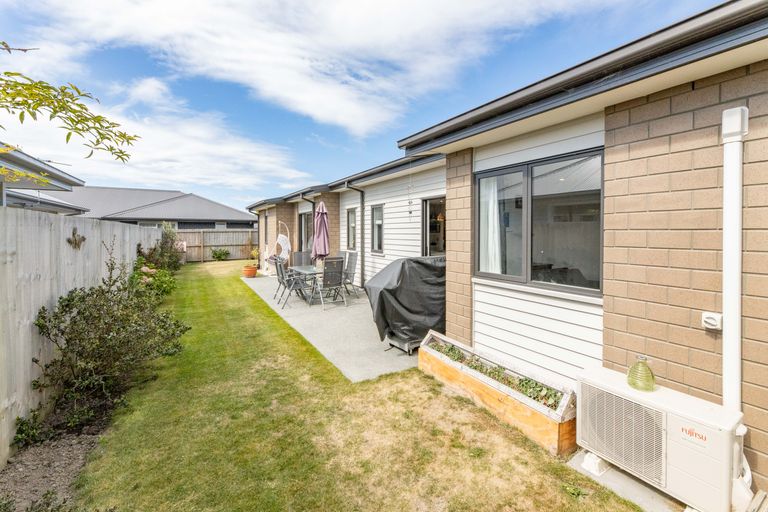 Photo of property in 4 Robert Duncan Road, Belfast, Christchurch, 8051