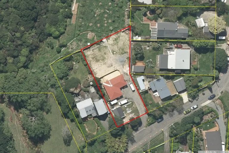 Photo of property in 135 Muri Road, Pukerua Bay, 5026