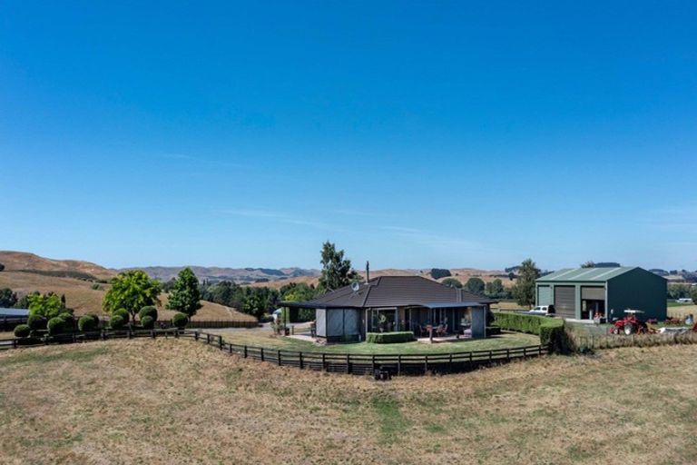 Photo of property in 56 Ireland Road, Waipawa, 4277