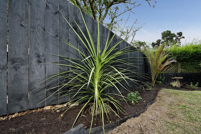 Photo of property in 34 Dolbear Street, Titirangi, Auckland, 0604