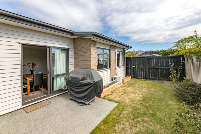 Photo of property in 4 Robert Duncan Road, Belfast, Christchurch, 8051