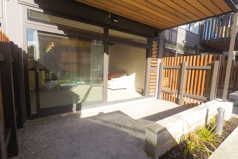 Photo of property in Vedado Apartments, 204/41u Hopper Street, Mount Cook, Wellington, 6011