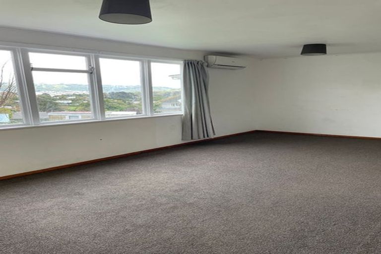 Photo of property in 26-28 Bedford Street, Cannons Creek, Porirua, 5024