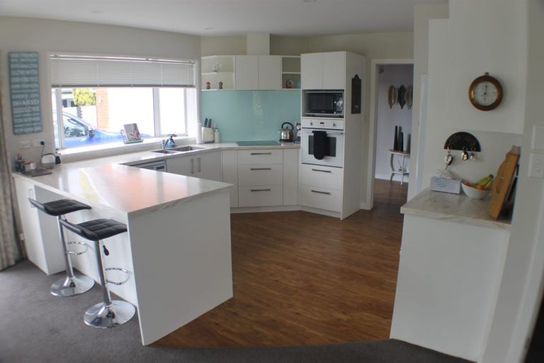 Photo of property in 18 Dawson Douglas Place, Kaiapoi, 7630