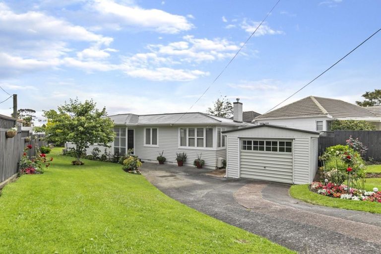 Photo of property in 272 Rangatira Road, Beach Haven, Auckland, 0626
