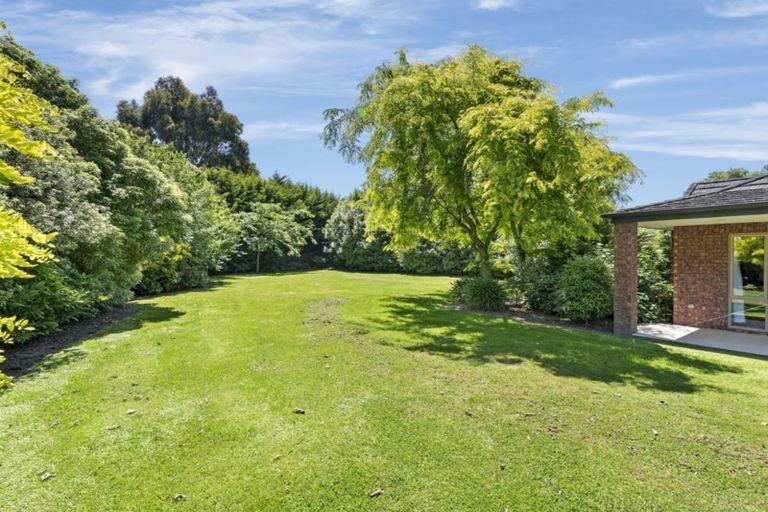 Photo of property in 37 Regent's Park Drive, Casebrook, Christchurch, 8051