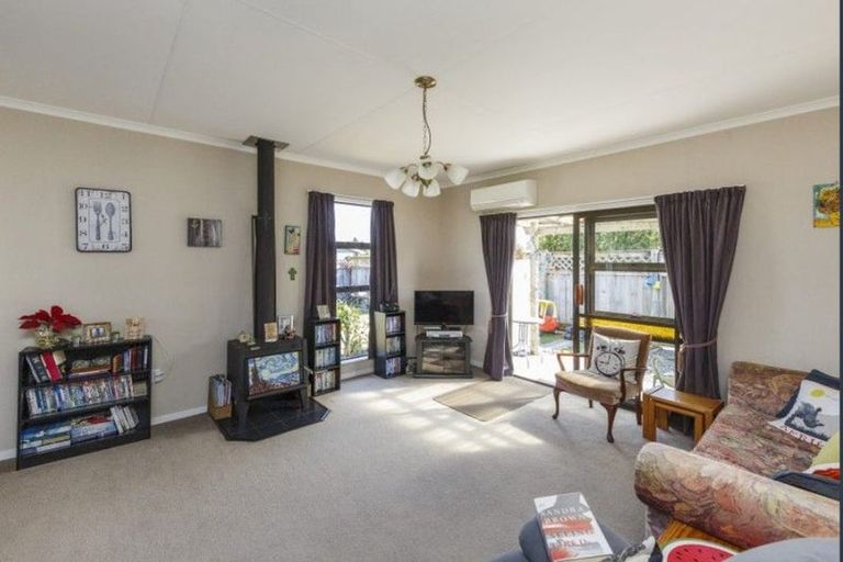 Photo of property in 11 Sandstrom Grove, Feilding, 4702