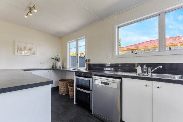 Photo of property in 16 Newall Avenue, Stoke, Nelson, 7011