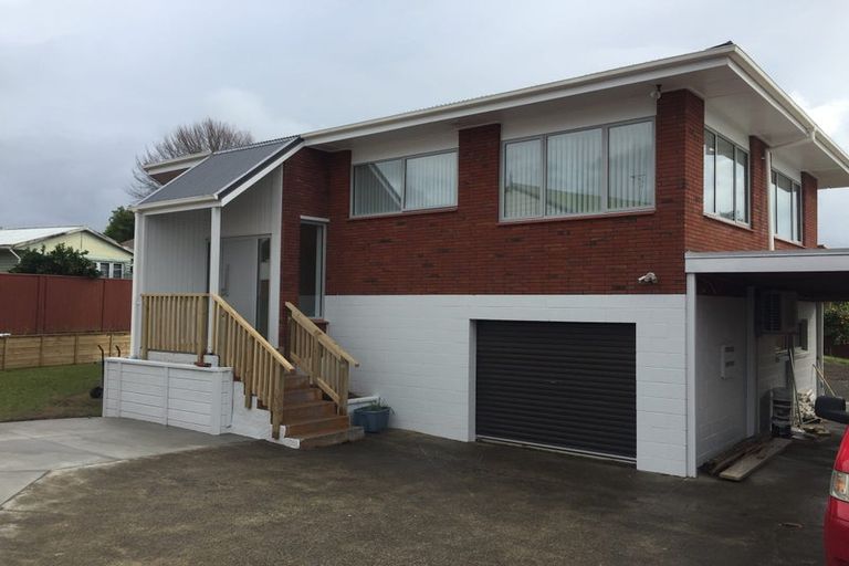 Photo of property in 4b Margaret Road, Bellevue, Tauranga, 3110