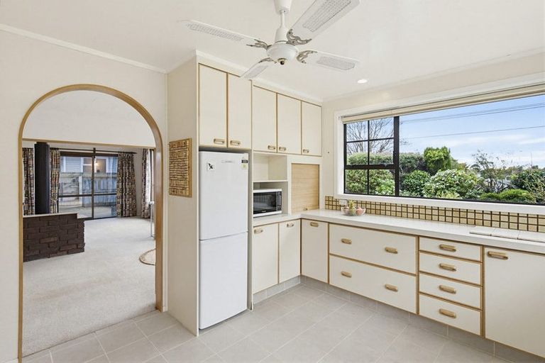 Photo of property in 38 Rimu Street, Waikanae, 5036
