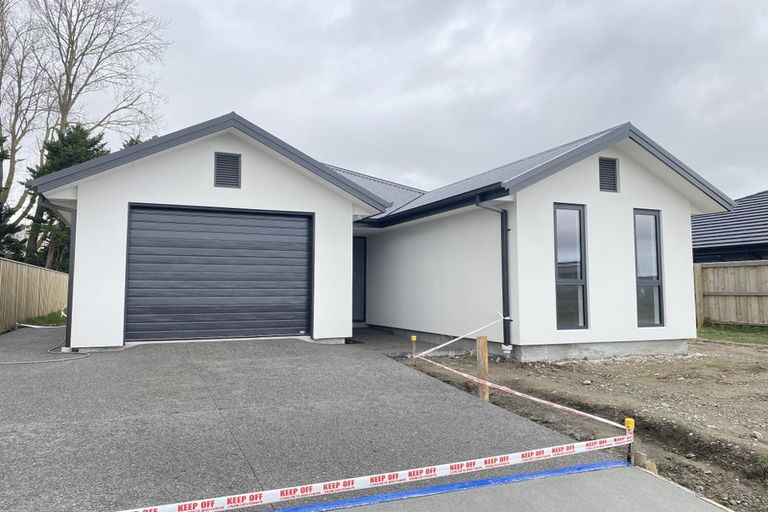 Photo of property in 75 Henshaw Street, Woodend, 7610