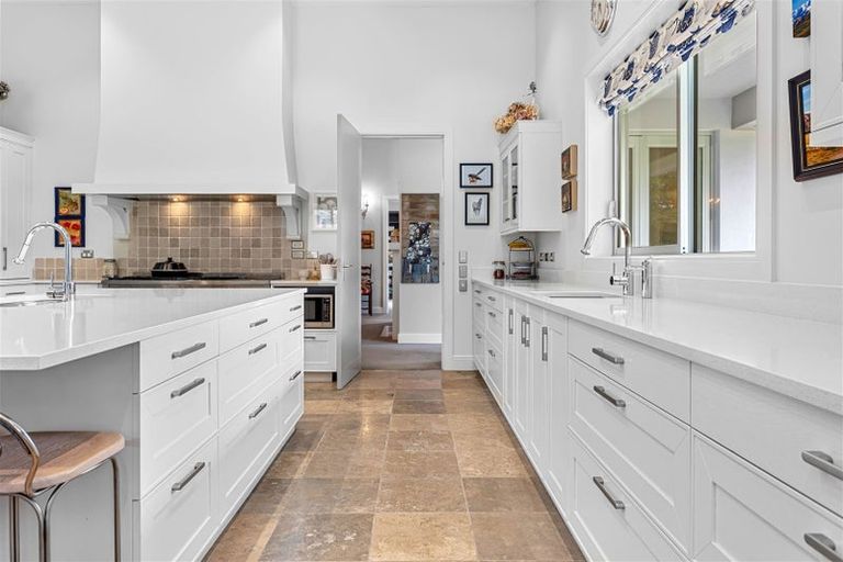 Photo of property in 71 Hussey Road, Northwood, Christchurch, 8051