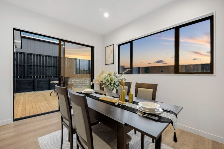Photo of property in 80 Huanui Drive, Wainui, 0992