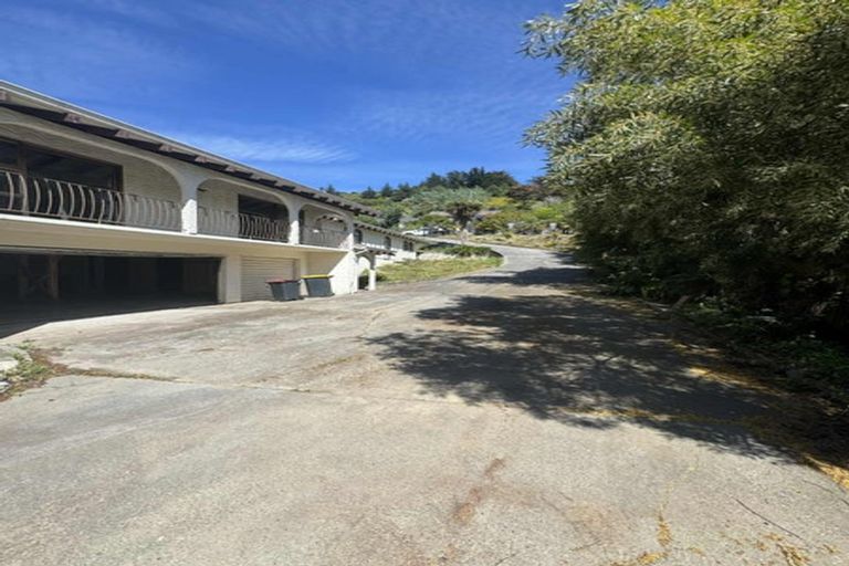 Photo of property in 83 Landsdowne Terrace, Cashmere, Christchurch, 8022