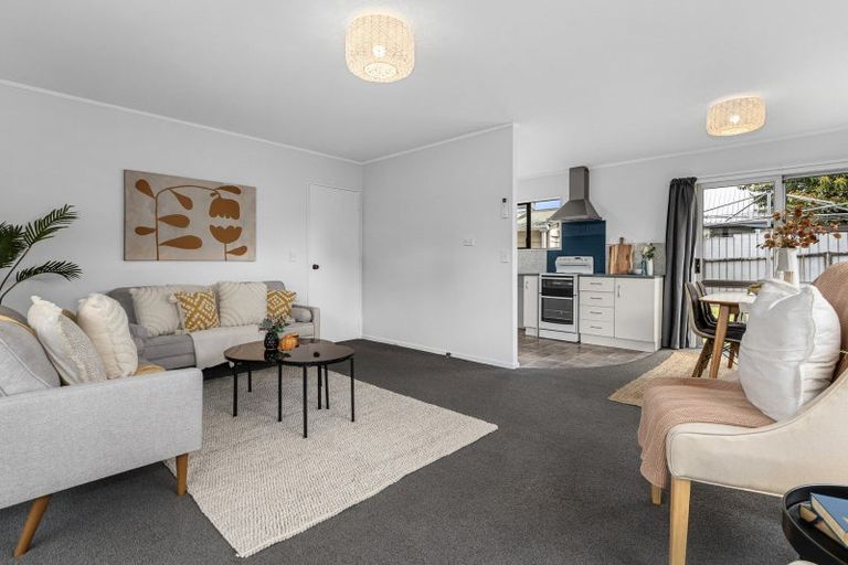 Photo of property in 2/935 Cameron Road, Gate Pa, Tauranga, 3112