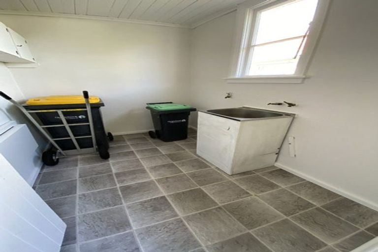 Photo of property in 3 Huia Street, Riccarton, Christchurch, 8041