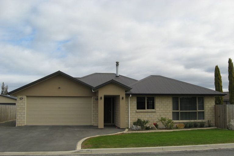 Photo of property in 48 Salisbury Crescent, Oamaru North, Oamaru, 9400
