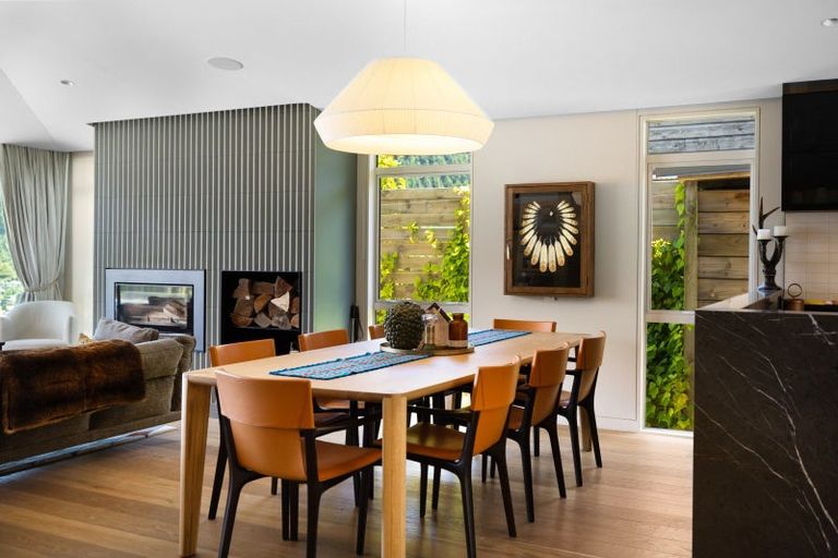 Photo of property in 55e Kent Street, Queenstown, 9300