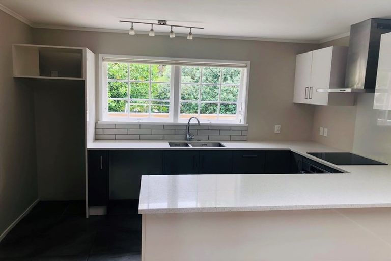 Photo of property in 25 Kent Terrace, Taradale, Napier, 4112