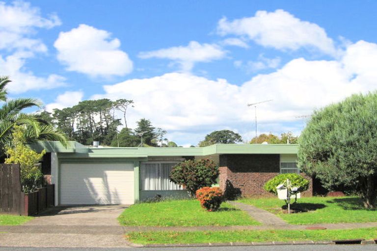 Photo of property in 1/25 Anna Watson Road, Half Moon Bay, Auckland, 2012