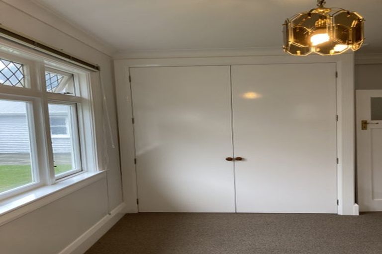 Photo of property in 195 Derwent Street, Island Bay, Wellington, 6023