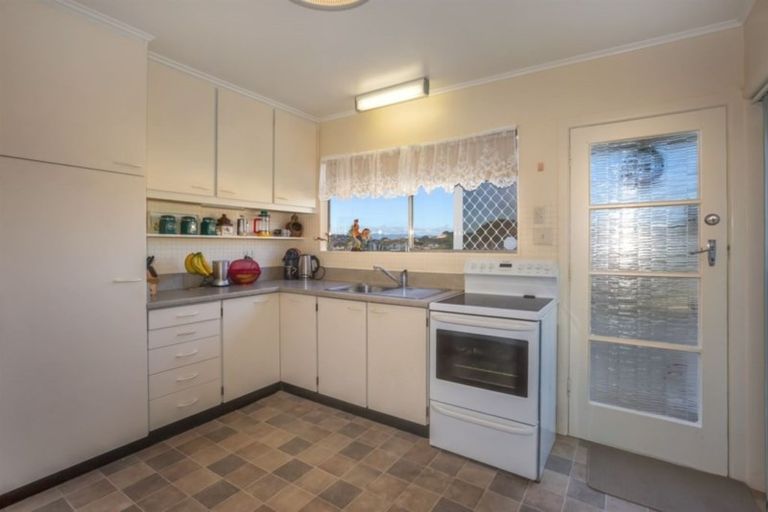 Photo of property in 33 Truscott Avenue, Johnsonville, Wellington, 6037