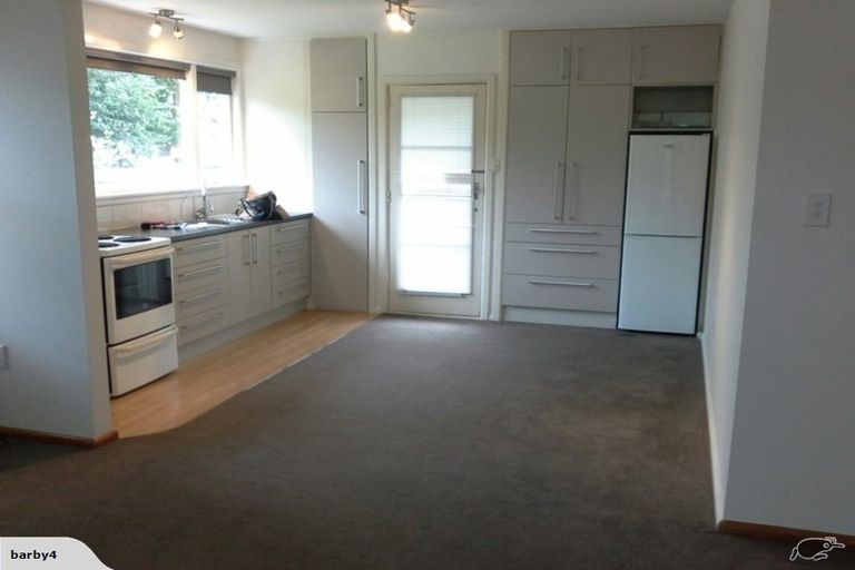 Photo of property in 2/38 Dee Street, St Albans, Christchurch, 8014