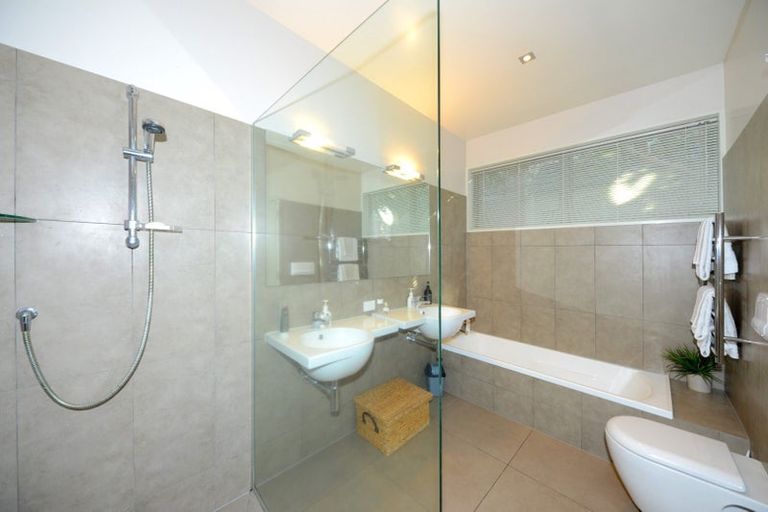 Photo of property in 110a Wairakei Road, Bryndwr, Christchurch, 8052