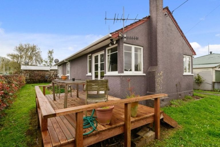 Photo of property in 81 Clayton Road, Mangakakahi, Rotorua, 3015
