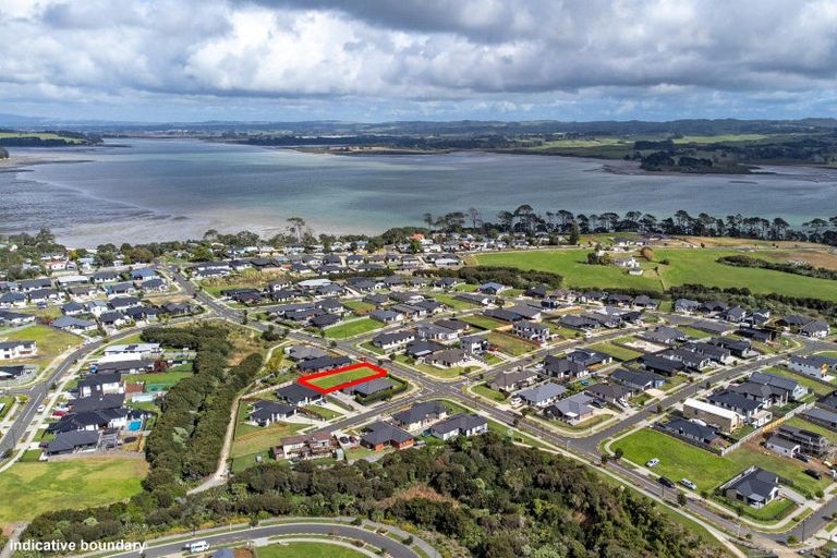 Photo of property in 18 Dame Nganeko Drive, Glenbrook, 2681