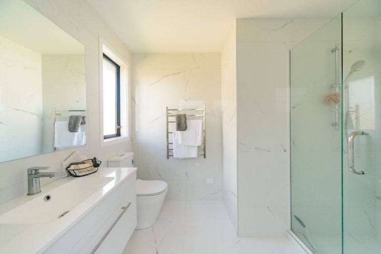 Photo of property in 94 James Line, Kelvin Grove, Palmerston North, 4414