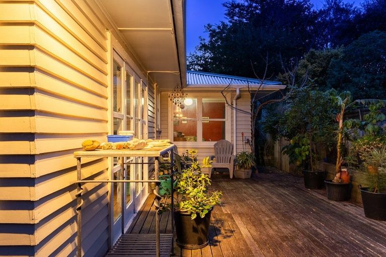 Photo of property in 5 Leinster Avenue, Raumati South, Paraparaumu, 5032