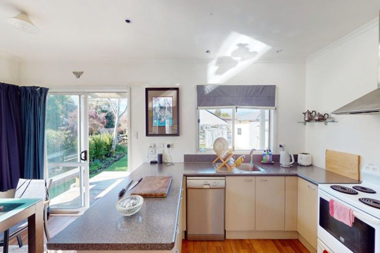 Photo of property in 14 Fairfield Road, Levin, 5510