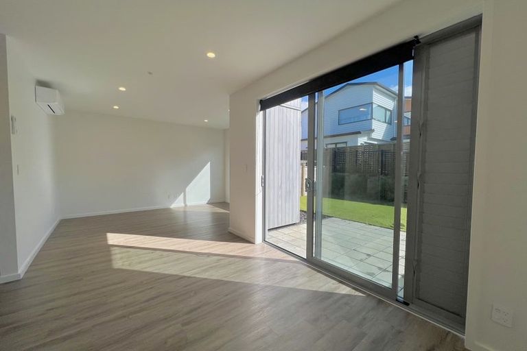 Photo of property in 13 Gunn Way, Hobsonville, Auckland, 0616