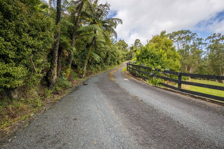 Photo of property in 531 Frankley Road, Hurworth, New Plymouth, 4371